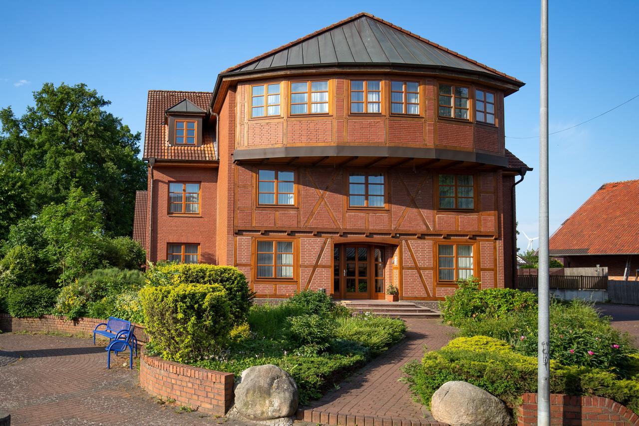 Hotel Alt Oesselse Sarstedt Exterior foto